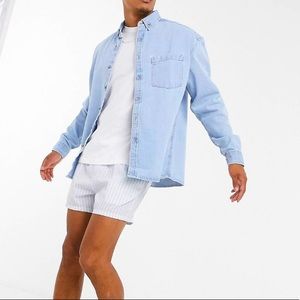 90’s Oversized denim shirt! 👕